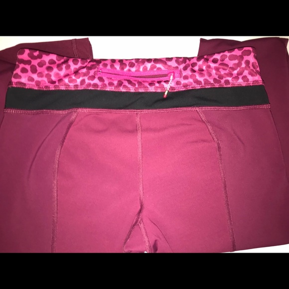 Lululemon Run Inspire Crop II (mesh) - Picture 7 of 8